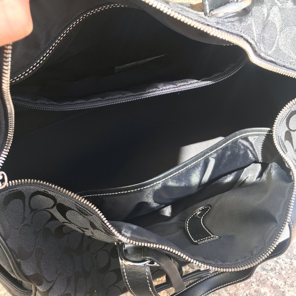 Coach Mini Duffel Authentic - Picture 6 of 7